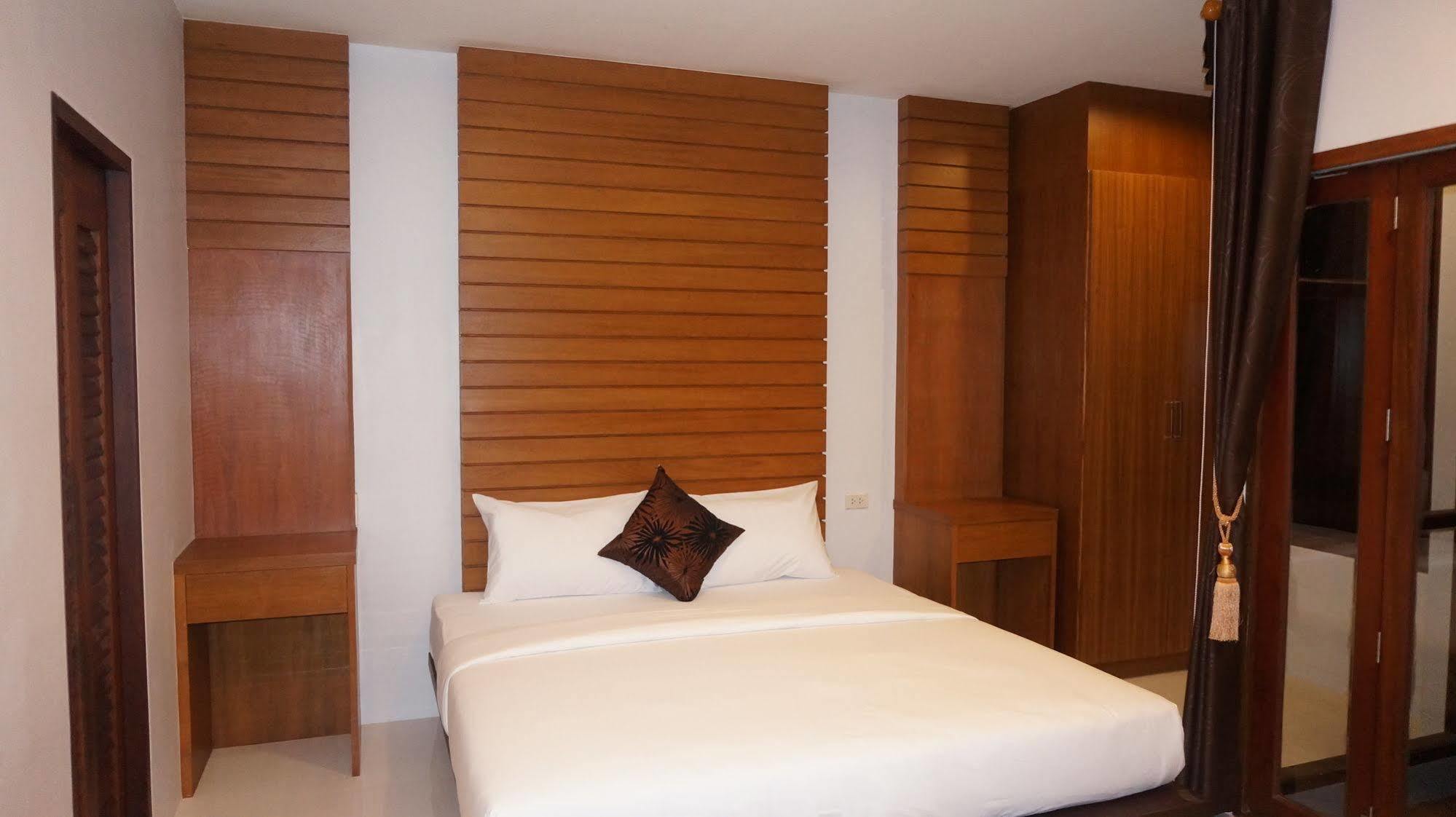 Lanta Intanin Resort - Sha Extra Plus Koh Lanta Exterior photo